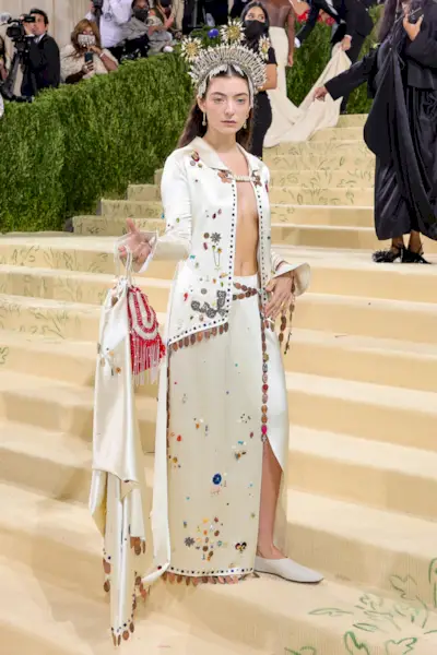 Lorde At Met Gala abs