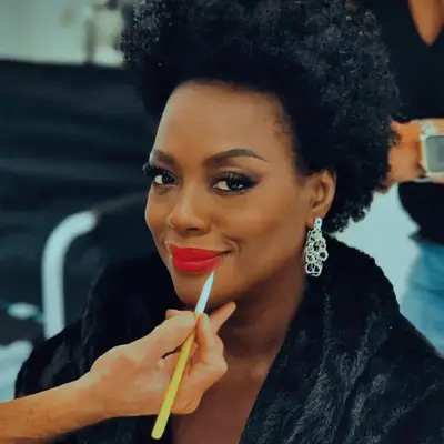 Viola Davis wearing red lipstick