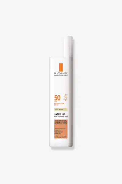 Anthelios Tinted Mineral Ultra-light Fluid Širokospektrální SPF 50