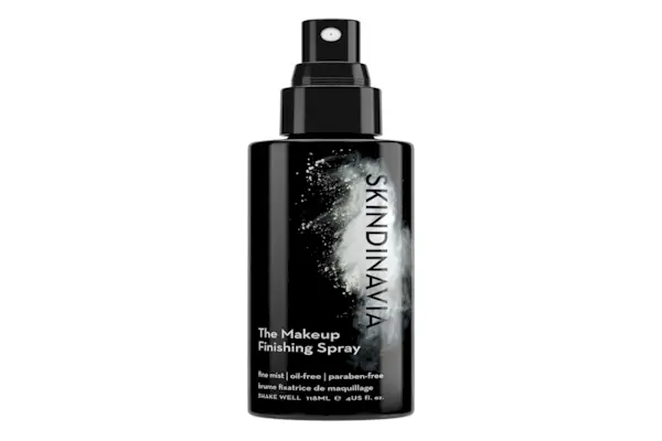 Alt du trenger å vite om Setting Spray, ifølge makeupartister