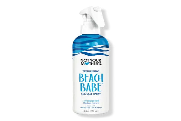 Il modo migliore per utilizzare lo spray al sale marino su capelli corti o lunghi