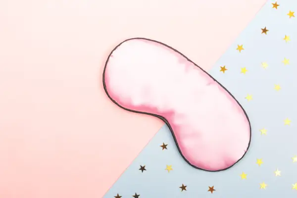 Sleeping mask and confetti