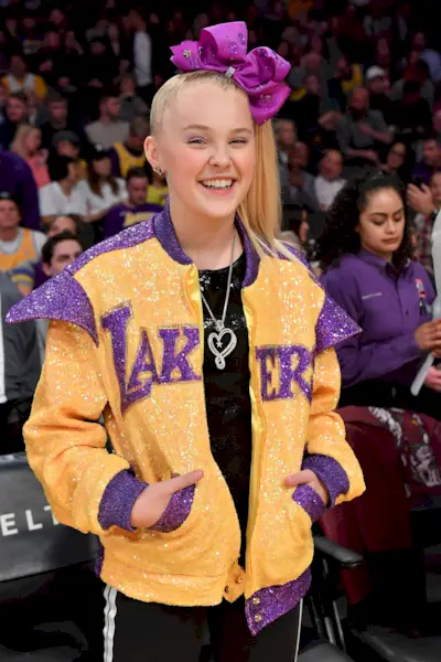 JoJo Siwa afslører, at hun brugte $50.000 på denne kosmetiske procedure