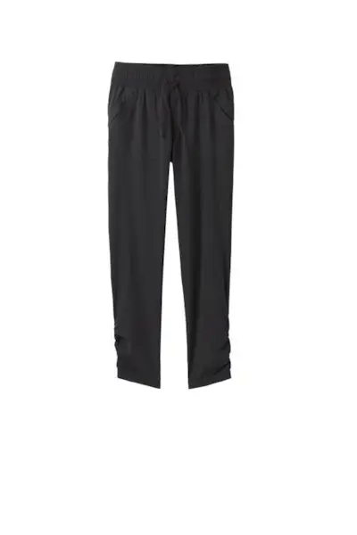 Kate Beckinsale, 50 anni, ha addominali, gambe e braccia così forti nel suo ultimo video di allenamento yoga