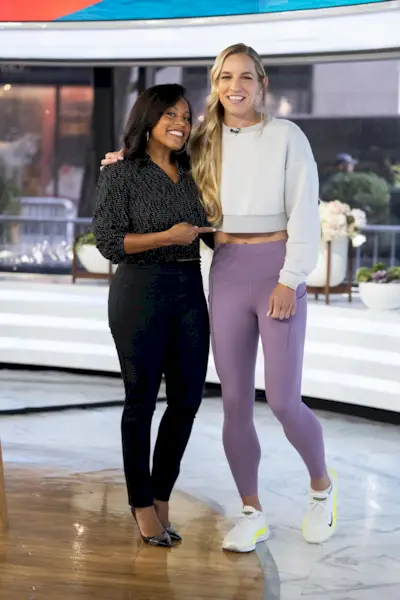 sheinelle jones entrenadora de entrenamiento de maratón jess woods