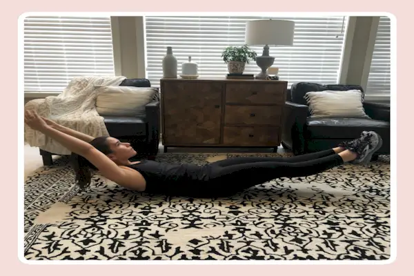 Salud de la mujer Probé este entrenamiento de abdominales de cinco minutos todos los días durante un mes.