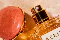 A closeup of the sprayer on the AERIN Hibiscus Palm Eau de Parfum