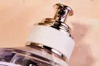 The sprayer on the bottle of Maison Margiela Replica Lazy Sunday Morning Perfume