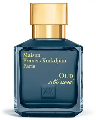 Oud Silk Mood on white background