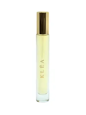 Brandt Klēa perfume.