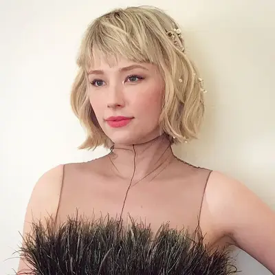 Haley Bennett textured blonde bob with bangs