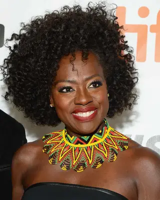 Viola Davis in with an asymmetric afro