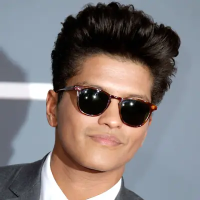 Bruno Mars with pompadour that