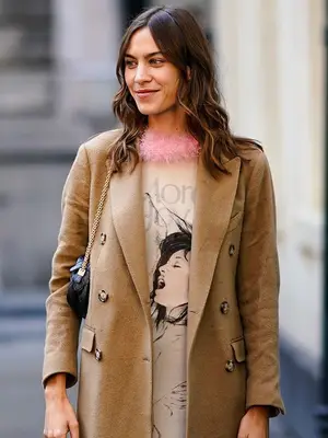 alexa chung hair: Alexa Chung at Paris Fashion Week