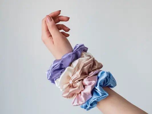 Silk elastic bands on woman