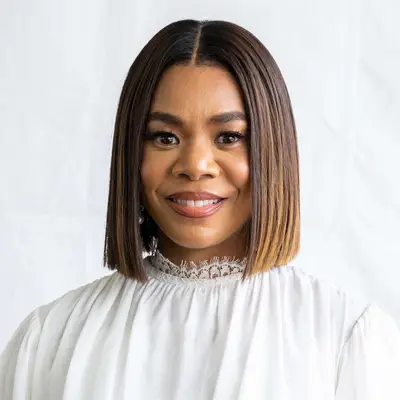 Regina Hall wears a sleek ombre long bob hairstyle
