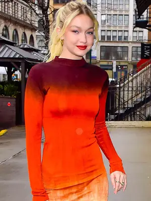 Gigi Hadid with a wavy ponytail in New York City