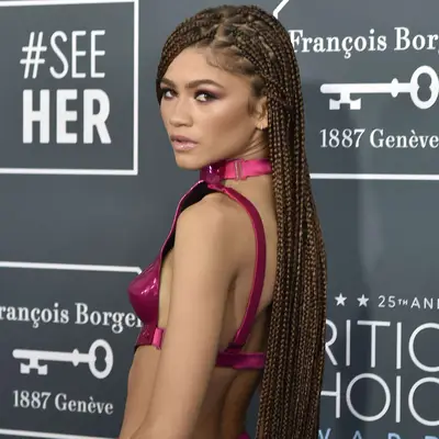 Zendaya with light brown box braids on the red carpet