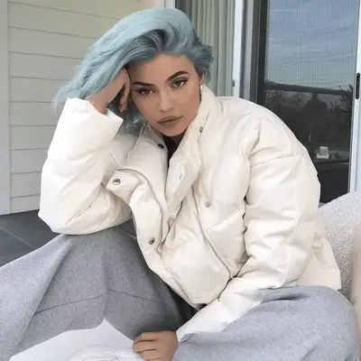 kylie jenner with light blue hair