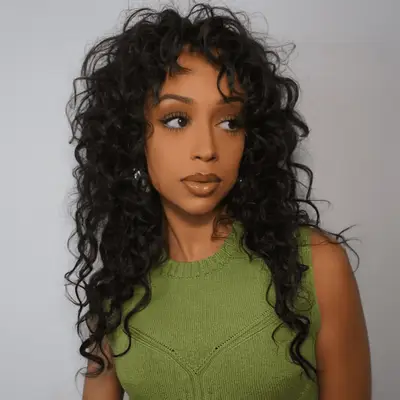 Amandla Stenberg curly updo with headband 