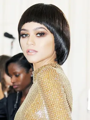 Short hairstyles: Zendaya