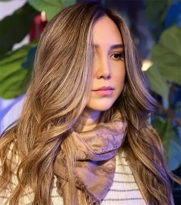 Rooted Bronde Highlights
