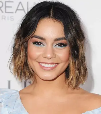 Dip dye hair: Vanessa Hudgens dip dye bob
