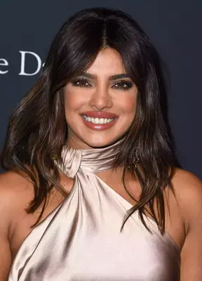 Priyanka Chopra Jonas Chocolate Balayage