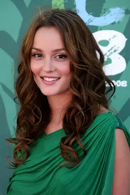 Leighton Meester with long waves
