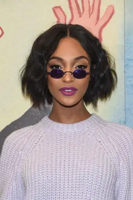 Jourdan Dunn wavy layered lob