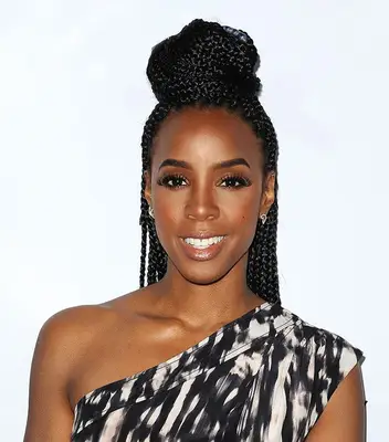 Kelly Rowland with a Boxer-Braided Topknot