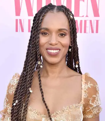 Kerry Washington wearing long, acessorized twists