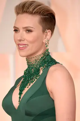 Scarlett Johansson with undercut