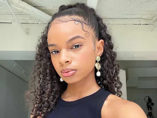 olivia hancock laid edges with rhinestones