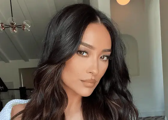 shay mitchell selfie with rich brown hair color