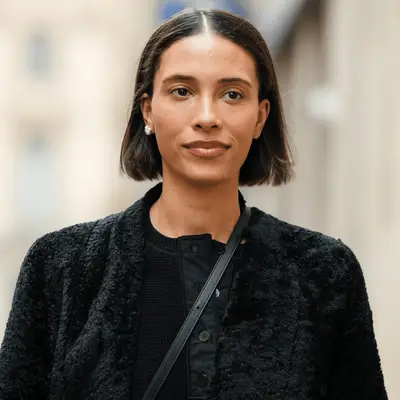 TyLynn Nguyen box bob haircut, zoomed in