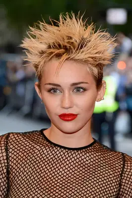 Miley Cyrus with spikey hair at the 2013 Met Gala