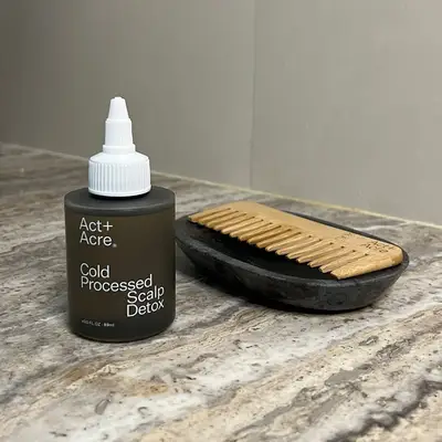 act + acre cold pressed detox on countertop