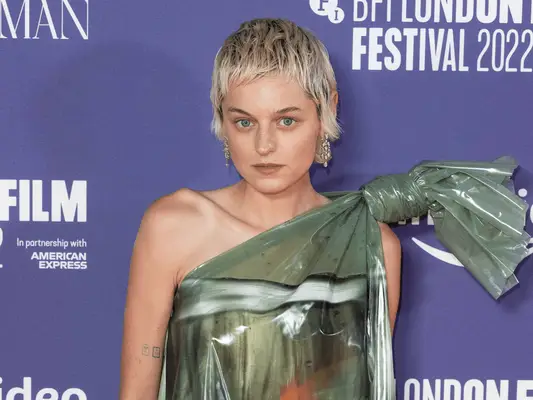 Emma Corrin with a wixie cut 