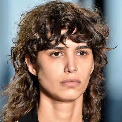 Mica ArgaÃ±araz curly shullet