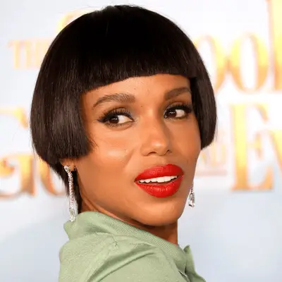 LOS ANGELES, CALIFORNIA - OCTOBER 18: Kerry Washington attends the premiere of Netflix