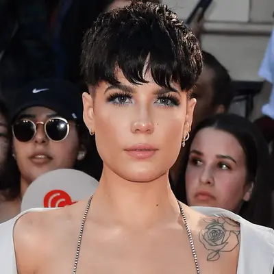 TORONTO, ON - AUGUST 26: Halsey arrives at the 2018 iHeartRADIO MuchMusic Video Awards at MuchMusic HQ on August 26, 2018 in Toronto, Canada. (Photo by George Pimentel/Getty Images)