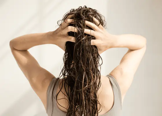 Qu'est-ce que Hair Tonic et comment l'utiliser? Les experts expliquent