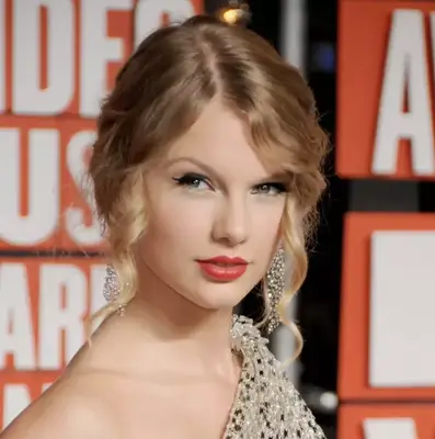 Taylor Swift wearing an updo.