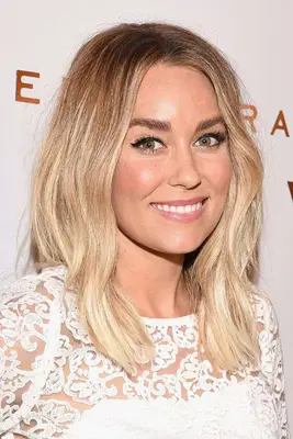 Lauren Conrad with blunt waves