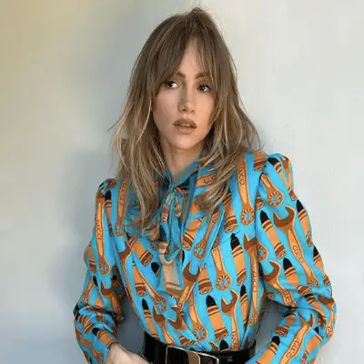 Suki Waterhouse, Lori Harvey, and Model with Layered Hairstyles