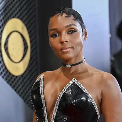 Janelle Monae with sculpted 1920
