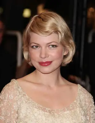 Michelle Williams with curvy Gatsby-eque bob