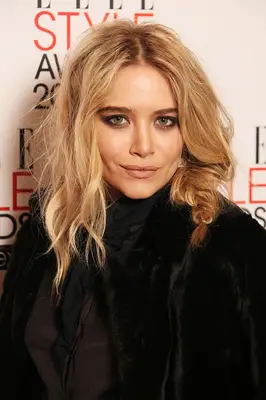 Ashley Olsen with shag cut