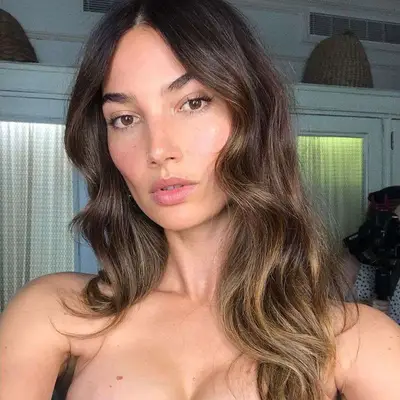 Lily Aldridge with brown balayage hair